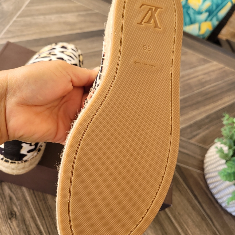 Louis Vuitton Leoprad Print Canvas Espadrille Flats (Size 36) - Picture 5 of 16